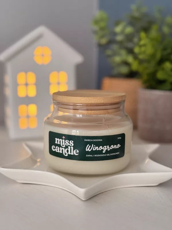 Świeca sojowa Winogrono - dwuknotowa, 250g